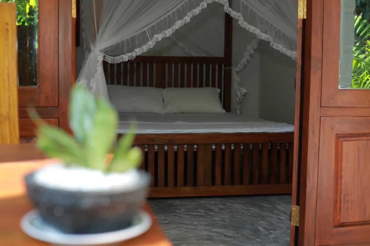 Hotel Aurora Midigama à Ahangama Extérieur photo